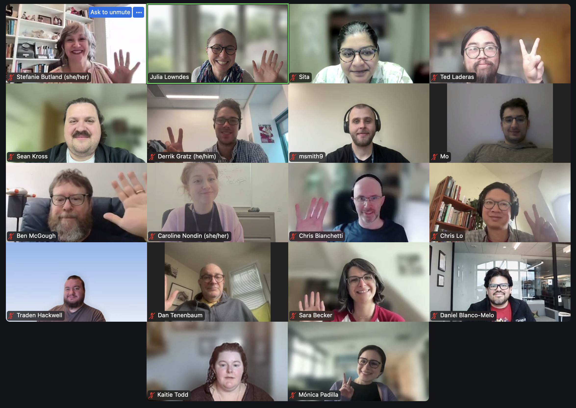 screenshot of zoom participants in a 4 by 5 grid. They are smiling and waving.